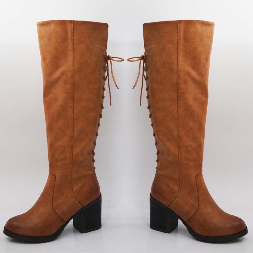 ‼️CLEARANCE‼️ Leather Knee High Boots - Picture 2 of 7